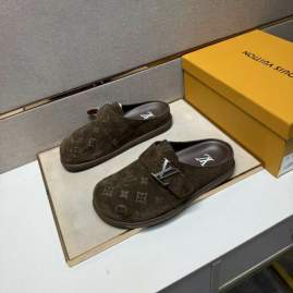 Picture of Louis Vuitton Slippers _SKULVsz39-44hnh0733910